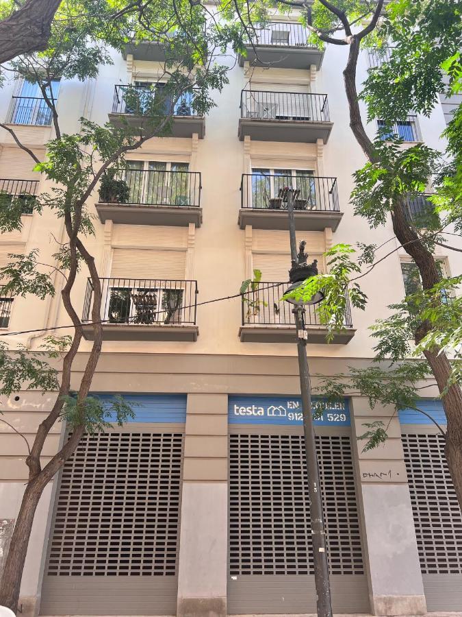 Majestic Flats Apartment บาเลนเซีย ภายนอก รูปภาพ